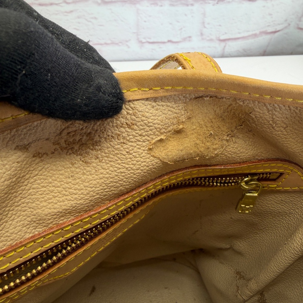 Louis Vuitton Monogram Vintage Petit Bucket PM Tote - Picture 15 of 16